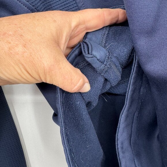 Majestic Athletic Men's Navy Sweatshirt size XL ? READ - Picture 4 of 9